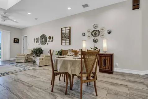 9532 N Crescent View Drive Drive N Boynton Beach FL 33437