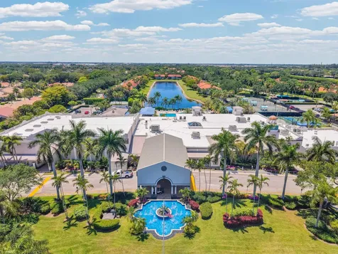 9532 N Crescent View Drive Drive N Boynton Beach FL 33437