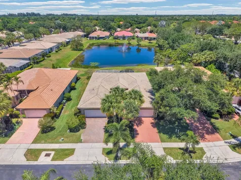 9532 N Crescent View Drive Drive N Boynton Beach FL 33437