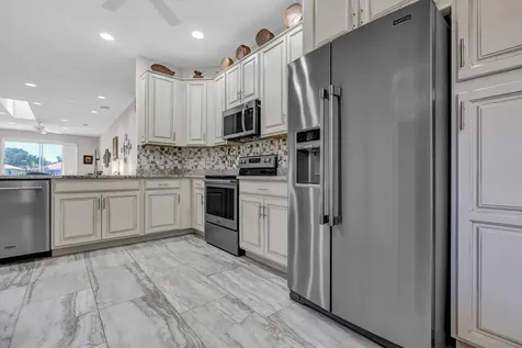 9532 N Crescent View Drive Drive N Boynton Beach FL 33437