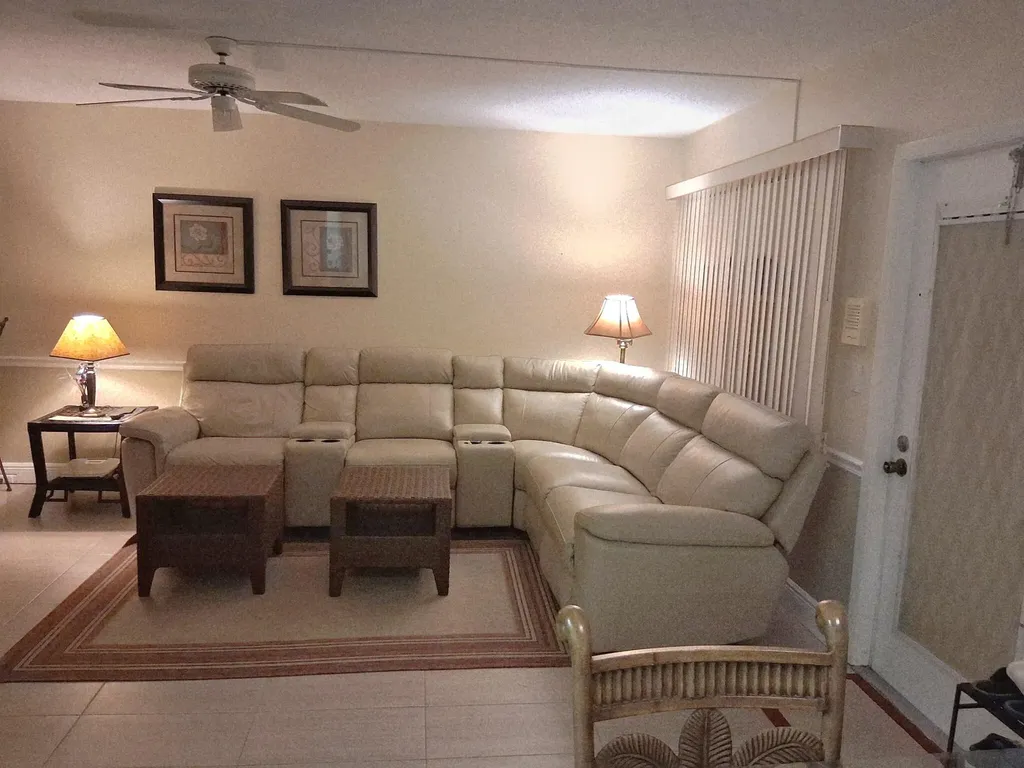 4023 Newport H Deerfield Beach FL 33442