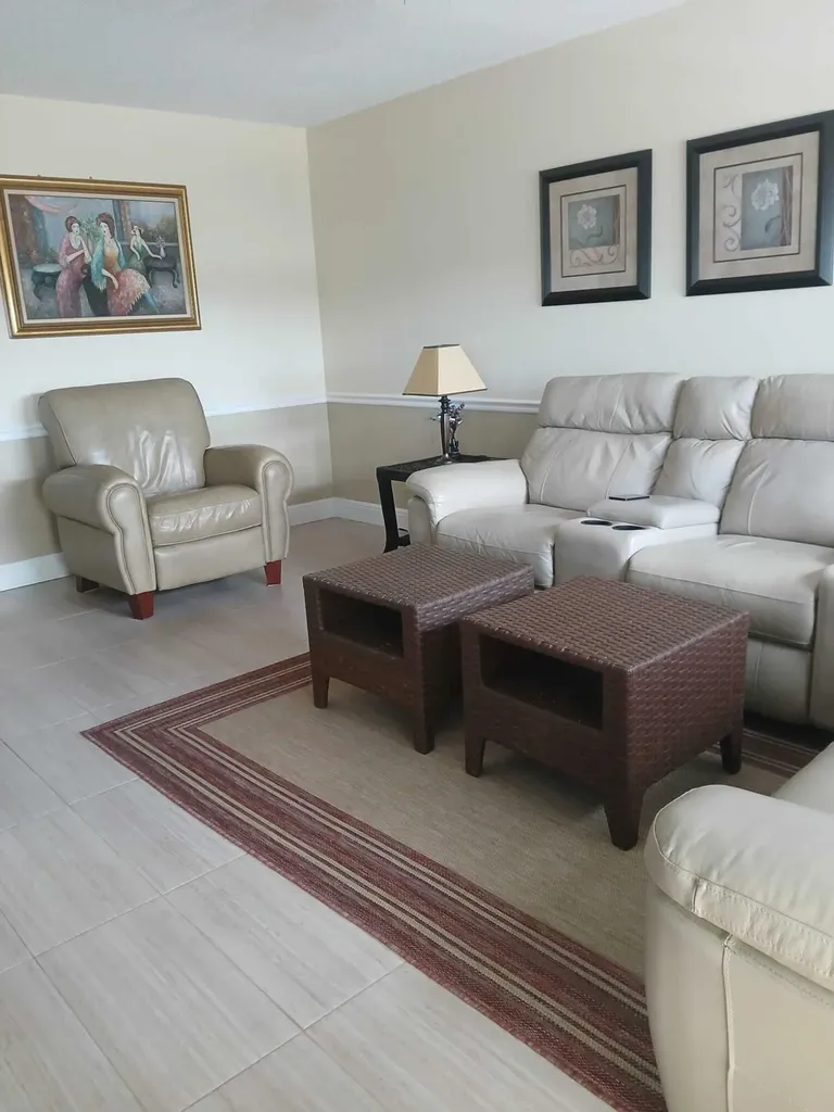 4023 Newport H Deerfield Beach FL 33442
