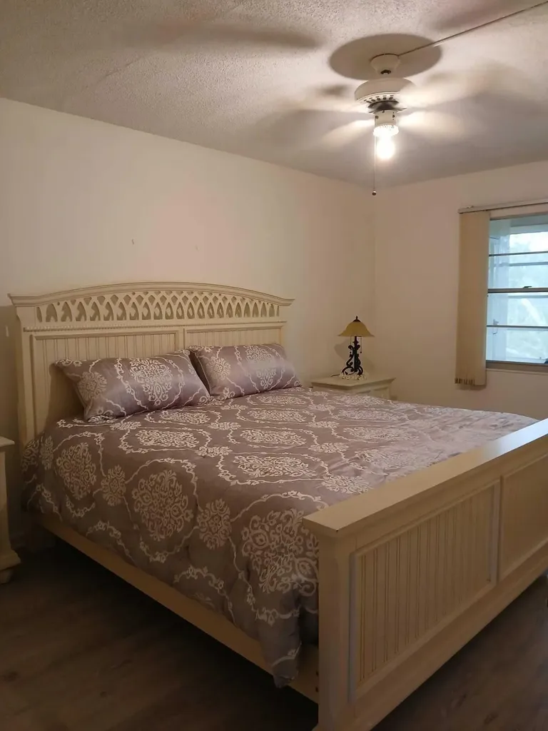 4023 Newport H Deerfield Beach FL 33442