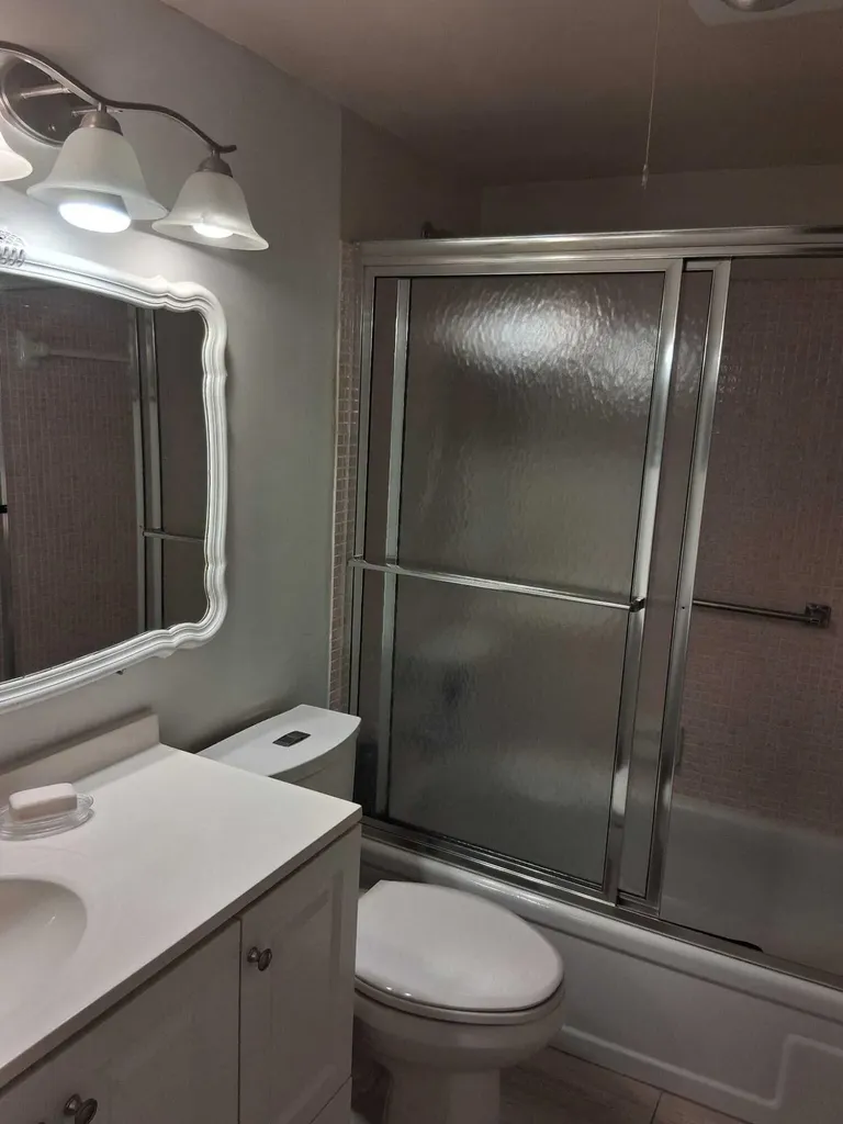 4023 Newport H Deerfield Beach FL 33442