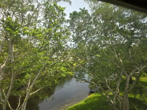 4023 Newport H Deerfield Beach FL 33442