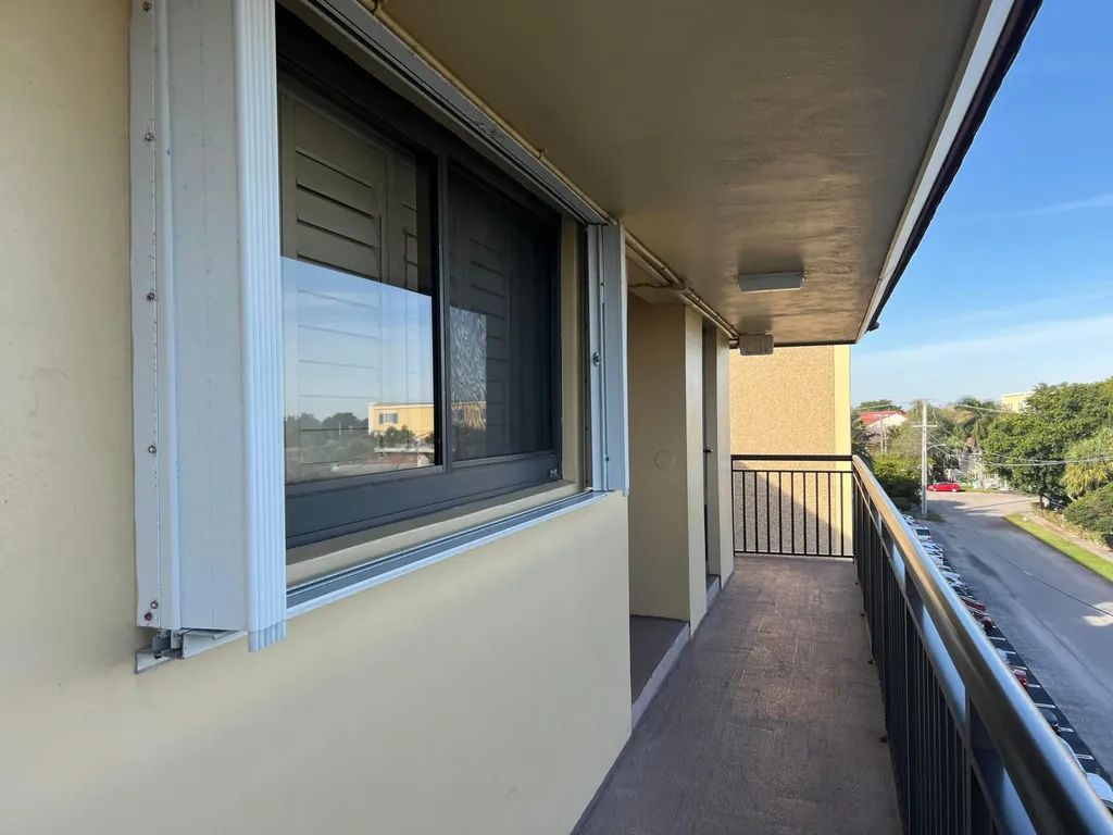 2601 NE 14th Street Pompano Beach FL 33062