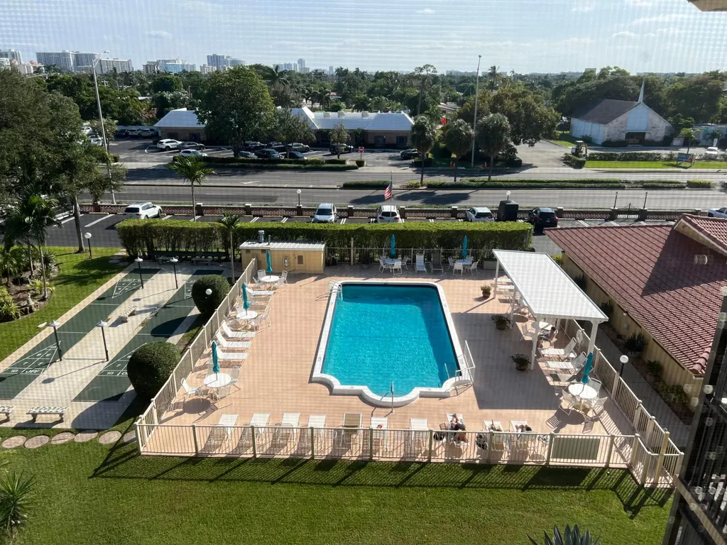 2601 NE 14th Street Pompano Beach FL 33062