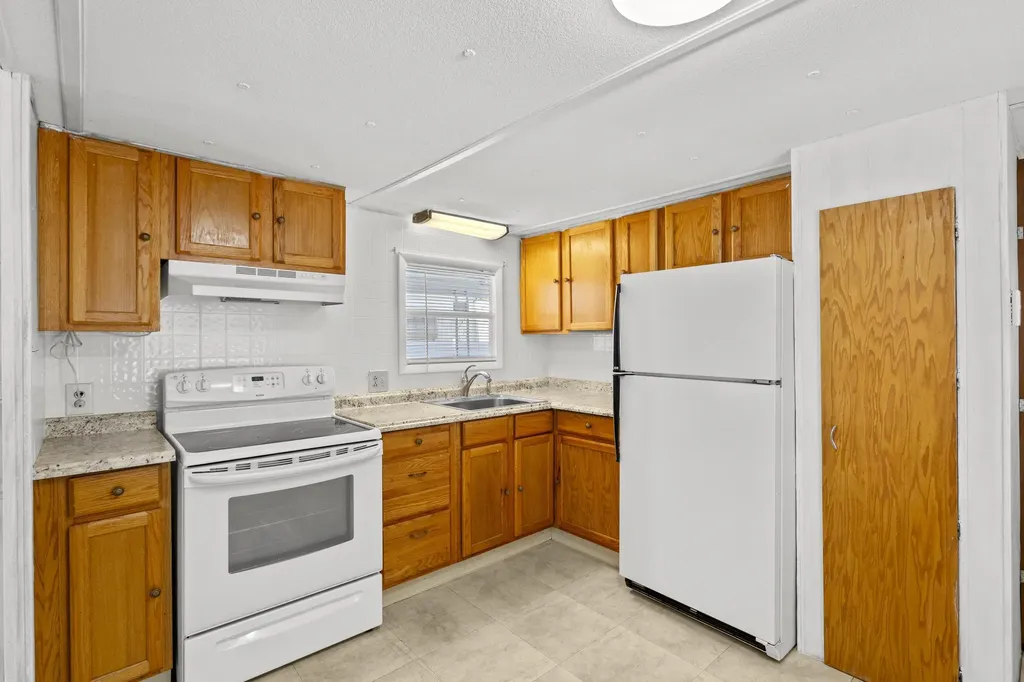 8949 Oak Street Boynton Beach FL 33436