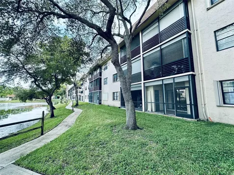 6090 N Sabal Palm Boulevard Tamarac FL 33319