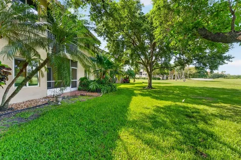 16353 Malibu Drive Weston FL 33326