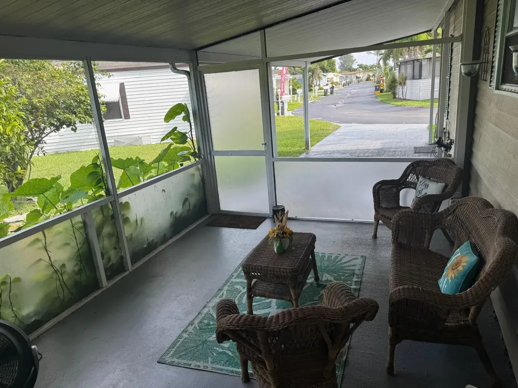 6059 Palm Harbour Drive Atlantis FL 33462