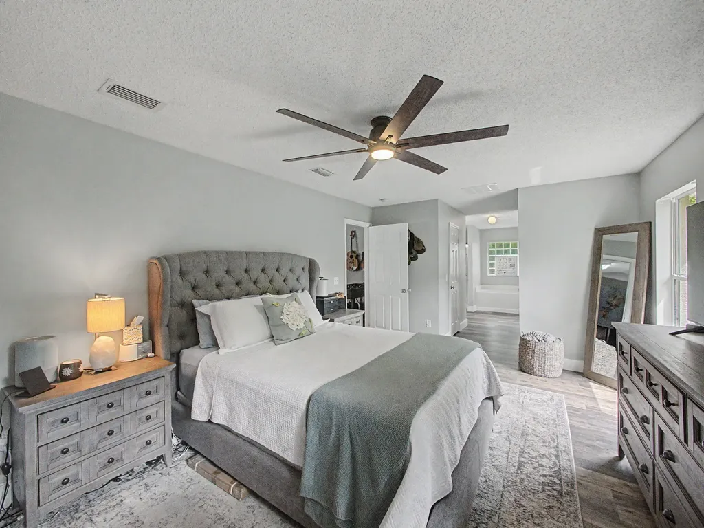 1550 SW Kosnar Avenue Port St Lucie FL 34953