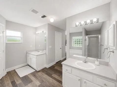 1550 SW Kosnar Avenue Port St Lucie FL 34953