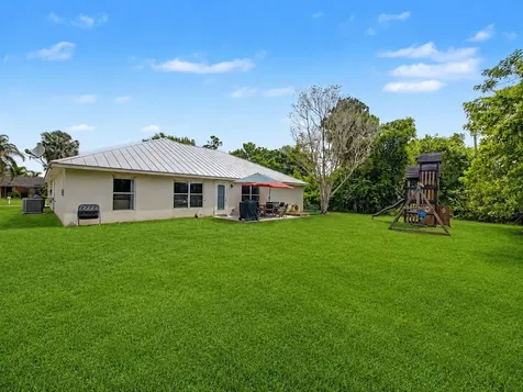 1550 SW Kosnar Avenue Port St Lucie FL 34953
