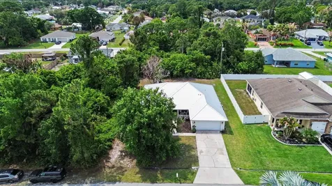1550 SW Kosnar Avenue Port St Lucie FL 34953