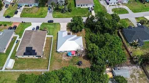 1550 SW Kosnar Avenue Port St Lucie FL 34953
