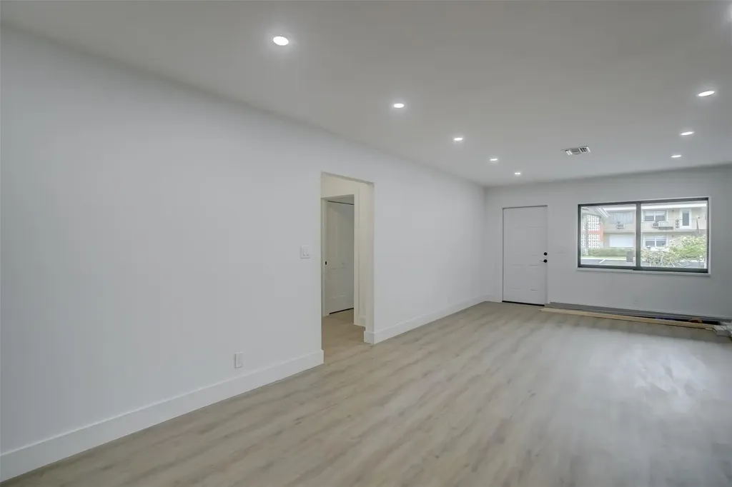 2155 NE 56th Court Fort Lauderdale FL 33308