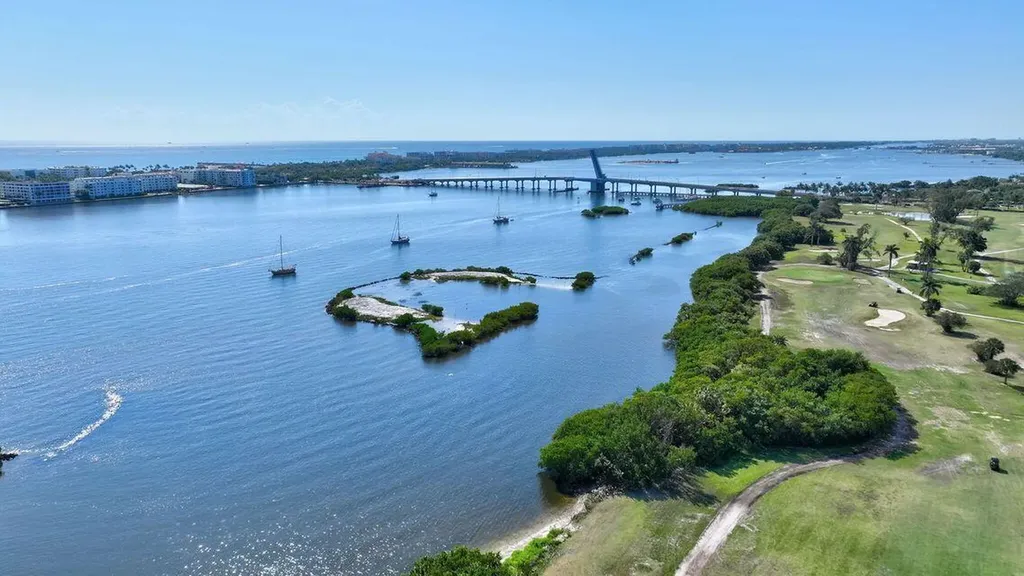 1202 S M Street Lake Worth Beach FL 33460