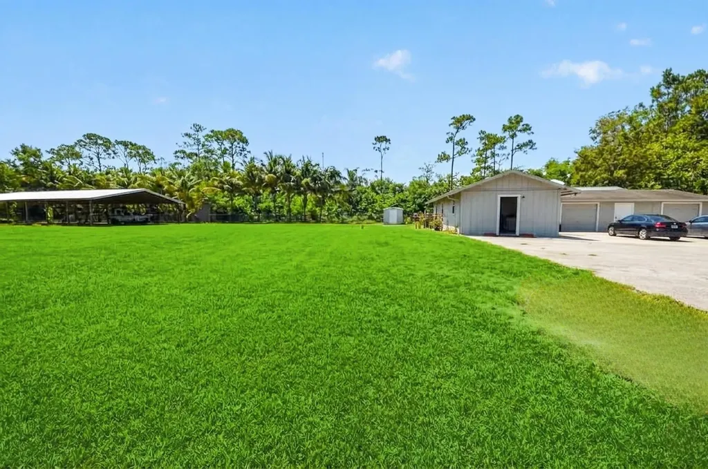 10754 Tamis Trail Wellington FL 33449