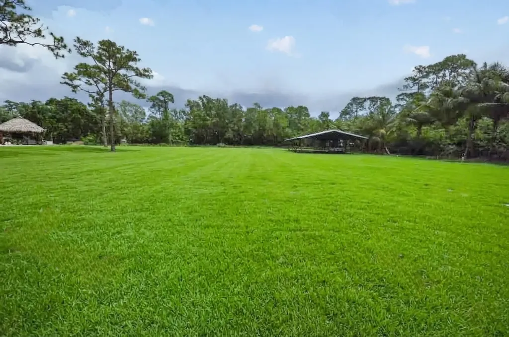 10754 Tamis Trail Wellington FL 33449