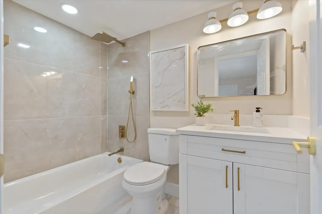 825 Center Street Jupiter FL 33458