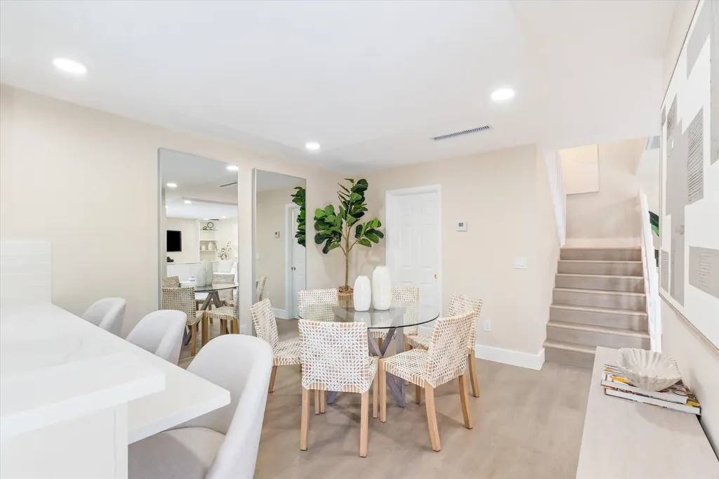 825 Center Street Jupiter FL 33458