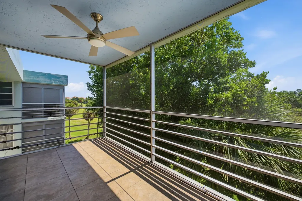 806 Cypress Grove Lane Pompano Beach FL 33069