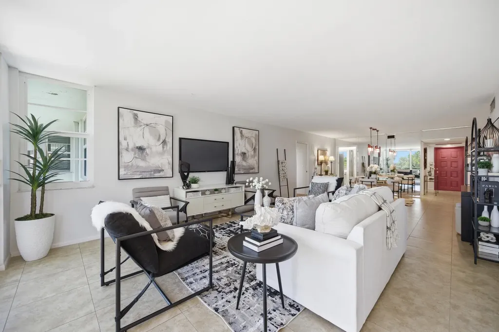 806 Cypress Grove Lane Pompano Beach FL 33069