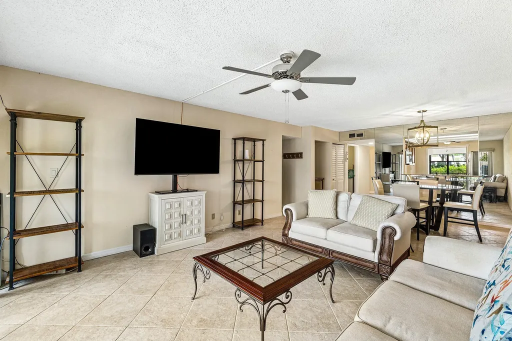 5054 Golfview Court Delray Beach FL 33484