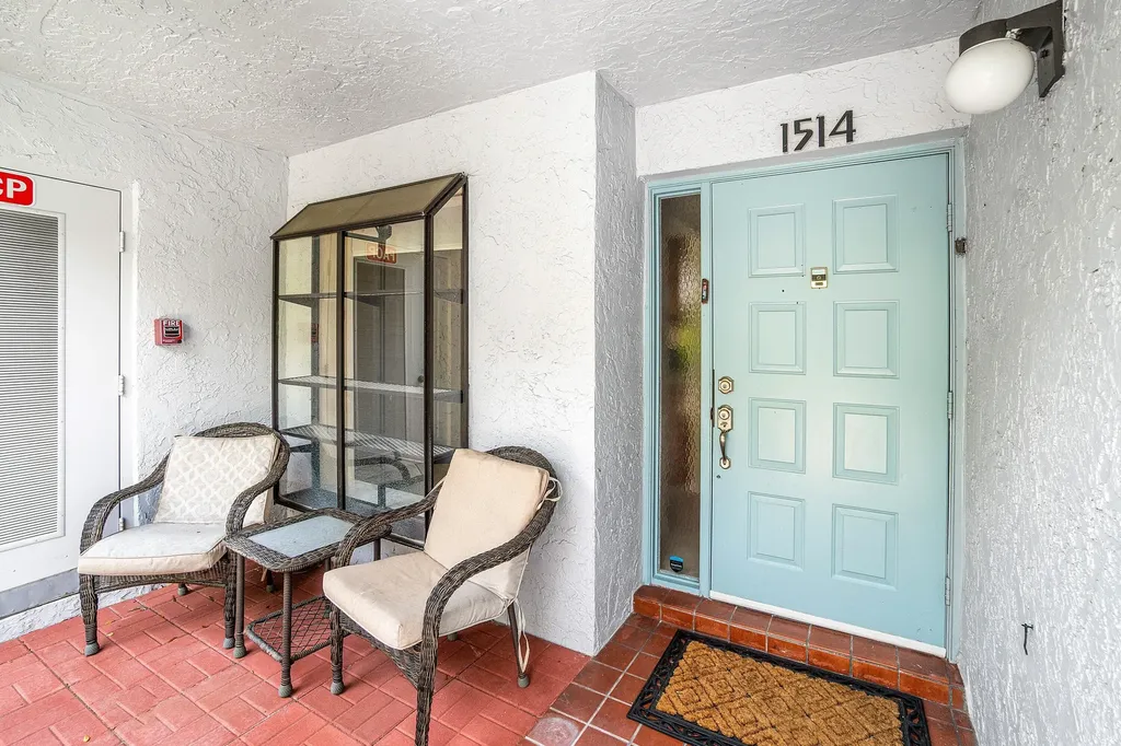 5054 Golfview Court Delray Beach FL 33484