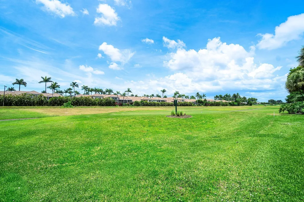 5054 Golfview Court Delray Beach FL 33484
