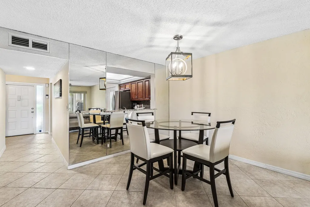 5054 Golfview Court Delray Beach FL 33484