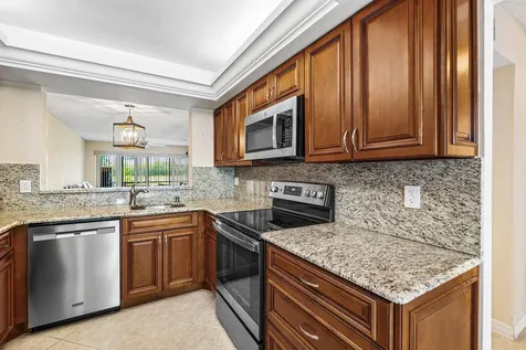 5054 Golfview Court Delray Beach FL 33484