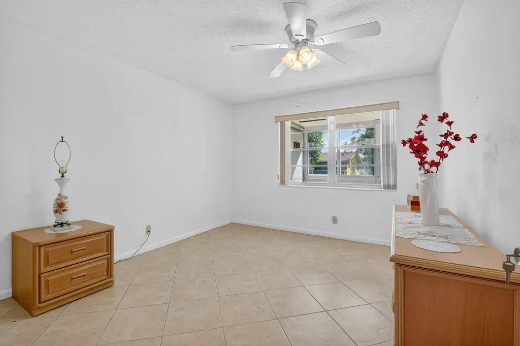 317 N Windsor N West Palm Beach FL 33417