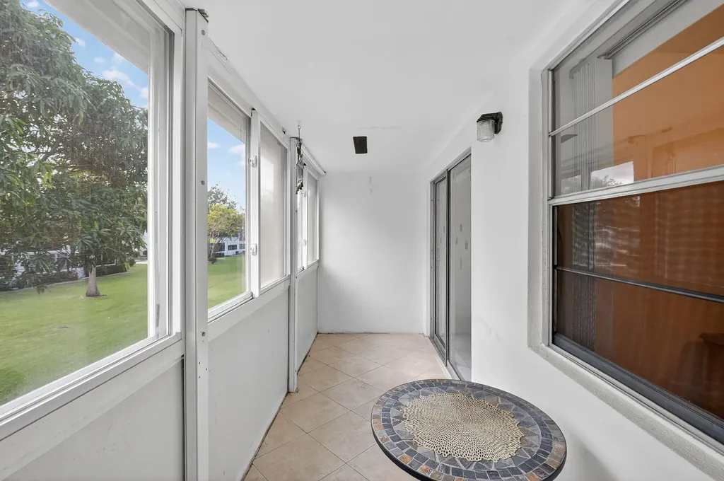 317 N Windsor N West Palm Beach FL 33417