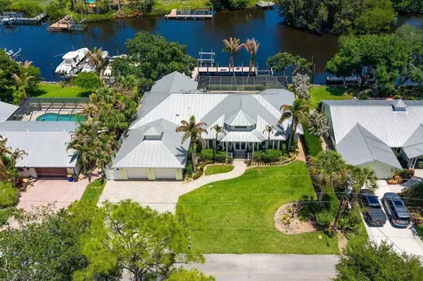 851 SW Pine Tree Lane Palm City FL 34990