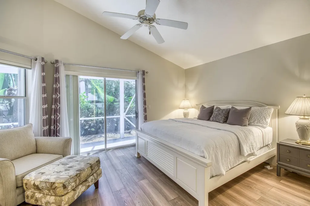 206 Canterbury Drive W Palm Beach Gardens FL 33418
