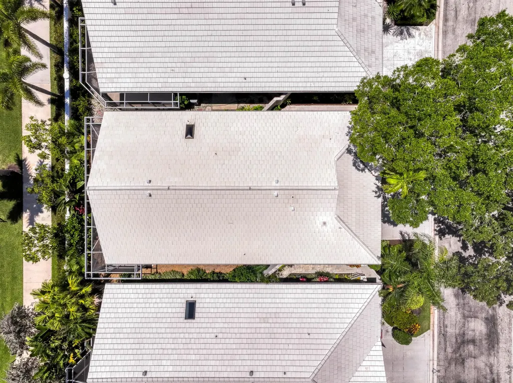 206 Canterbury Drive W Palm Beach Gardens FL 33418