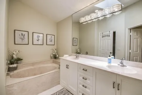 206 Canterbury Drive W Palm Beach Gardens FL 33418