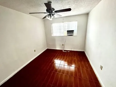 3015 NW 8th Avenue Miami FL 33127