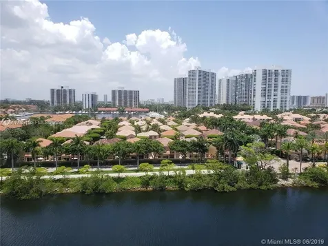 3701 N Country Club Drive Aventura FL 33180