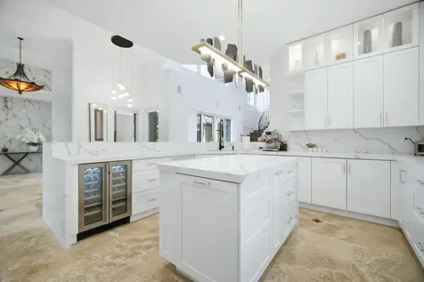 715 NW 101st Terrace Plantation FL 33324