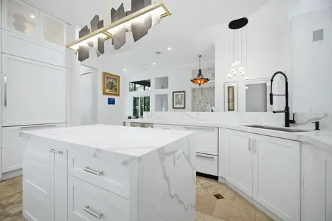 715 NW 101st Terrace Plantation FL 33324