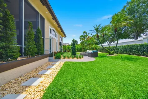 715 NW 101st Terrace Plantation FL 33324