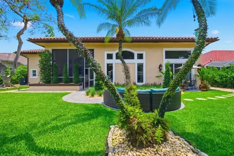 715 NW 101st Terrace Plantation FL 33324