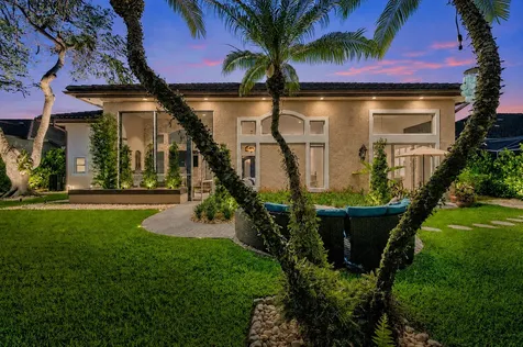 715 NW 101st Terrace Plantation FL 33324