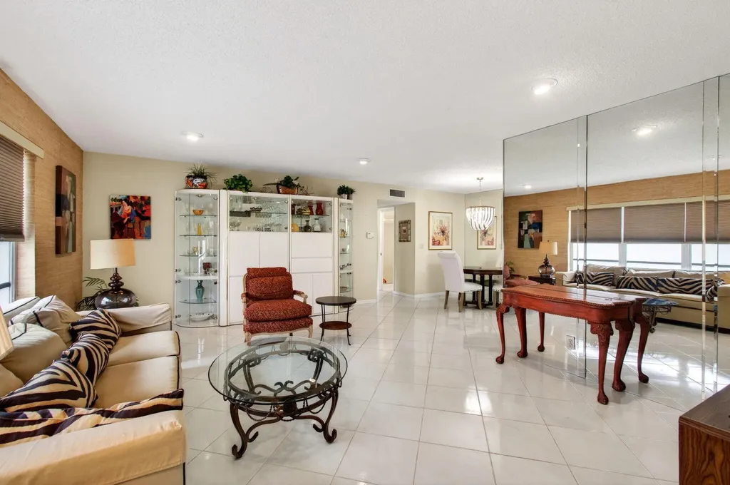 14290 Nesting Way Delray Beach FL 33484
