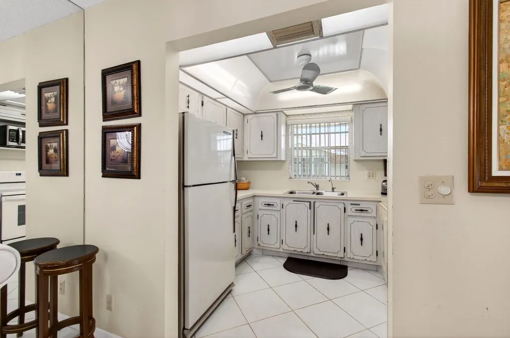 14290 Nesting Way Delray Beach FL 33484