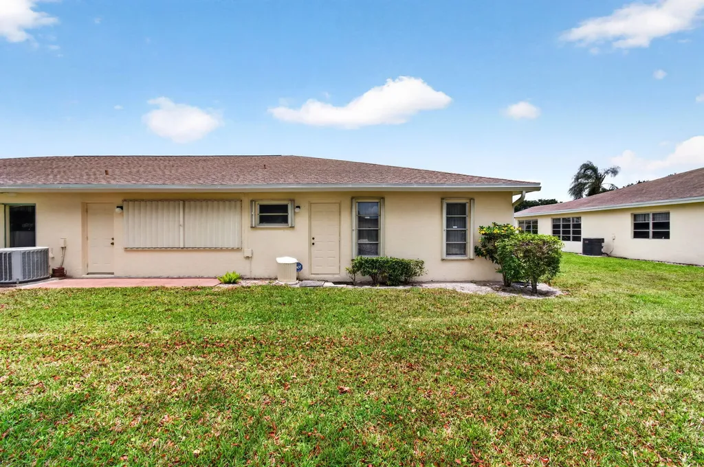 14290 Nesting Way Delray Beach FL 33484