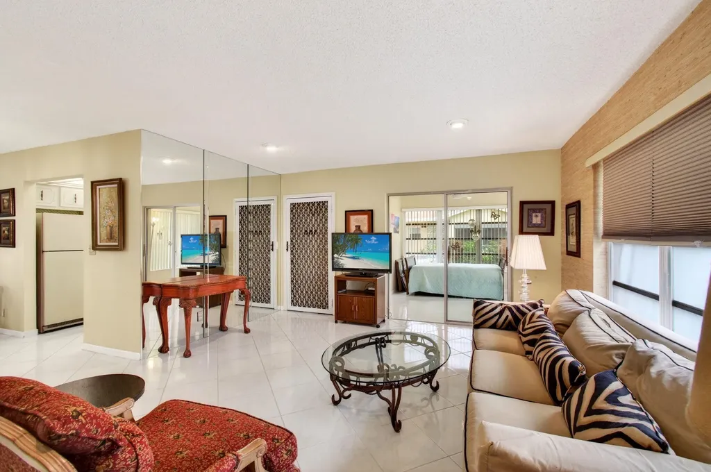 14290 Nesting Way Delray Beach FL 33484